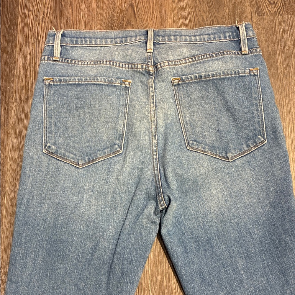 Frame (31) Ali High Rise Cigarette Jeans in Opus - Picture 5 of 9